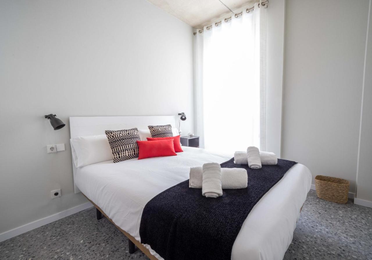 Barcelona Touch Apartments - Rosich L'Hospitalet de Llobregat Luaran gambar