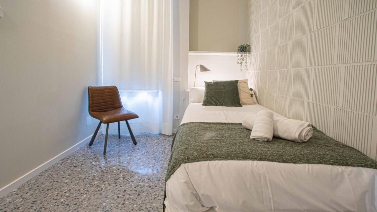 Barcelona Touch Apartments - Rosich L'Hospitalet de Llobregat Luaran gambar