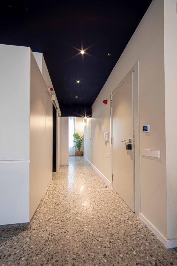 Barcelona Touch Apartments - Rosich L'Hospitalet de Llobregat Luaran gambar
